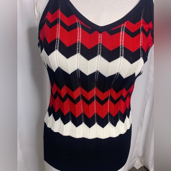 Black, red and white chevron print sweater tank top. - Picture 6 of 10